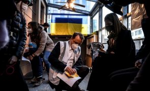 Covid-19: Alemanha suspende maioria das restrições em plena sexta vaga