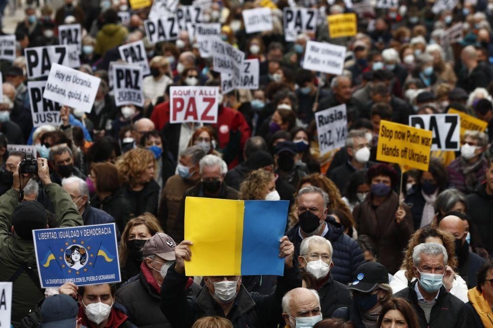 Centenas manifestam-se em Madrid contra 
