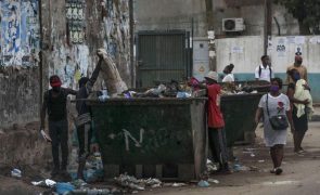 Pobreza acompanhará os angolanos durante muito tempo - relatório