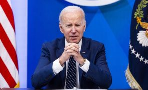 Biden pede que empresas se protejam de possíveis ciberataques russos