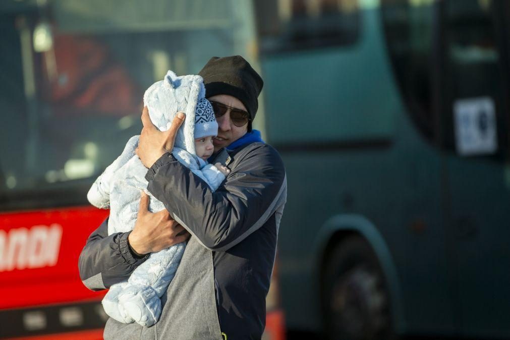 Dois milhões de crianças deixaram a Ucrânia e há mais 3,3 milhões deslocadas