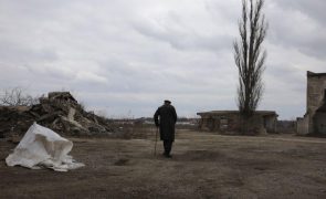 Ucrânia: Cidade de Kherson à beira de catástrofe humanitária