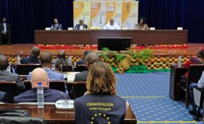 UE diz que atuação da polícia moçambicana nas eleições está fora de 