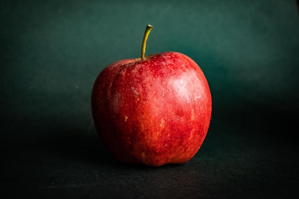 Doze bons motivos para comer uma maçã por dia