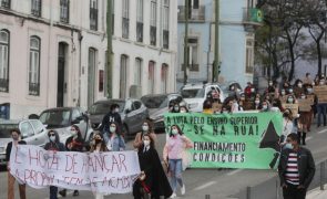 Estudantes manifestam-se hoje em Lisboa 60 anos depois da crise estudantil