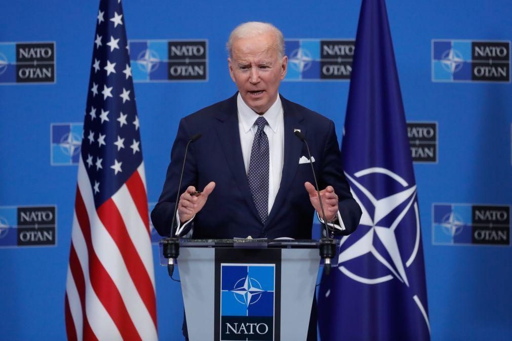 Ucrânia: Biden diz que NATO 