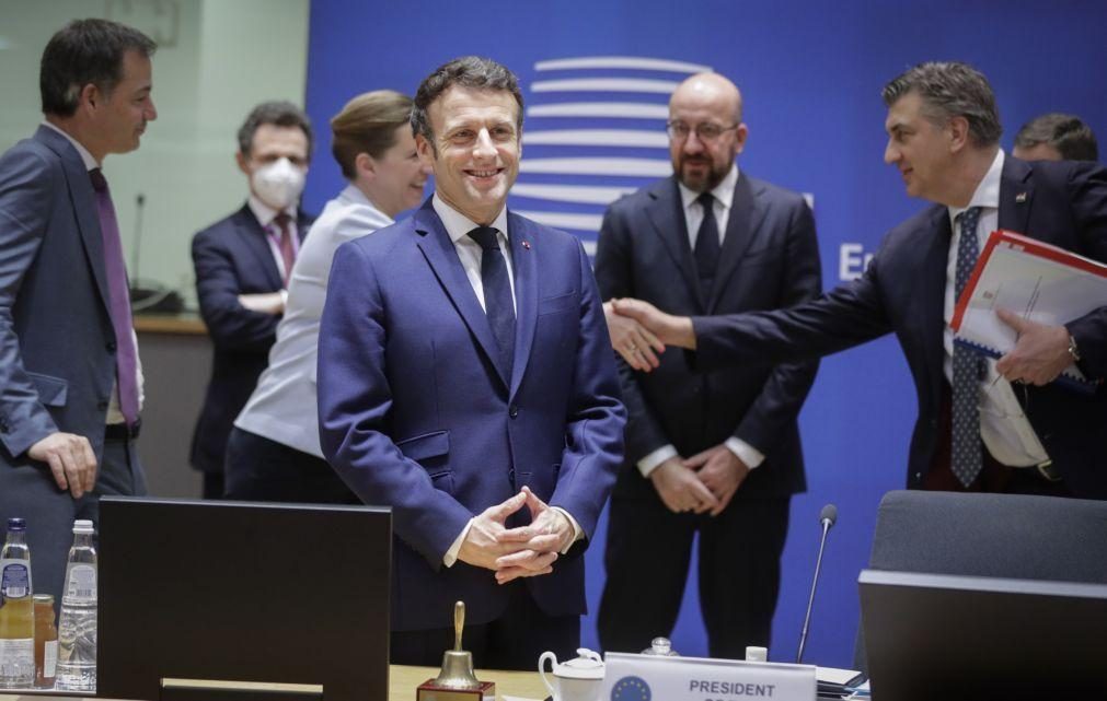 Ucrânia: Macron alerta contra