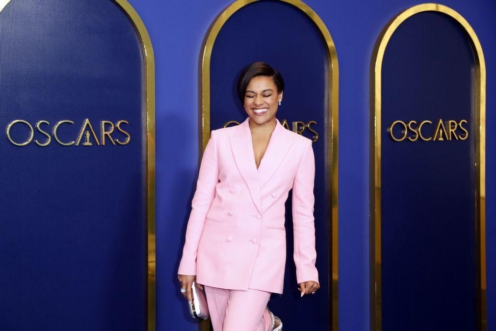 Óscar de Melhor Atriz Secundária para Ariana DeBose por