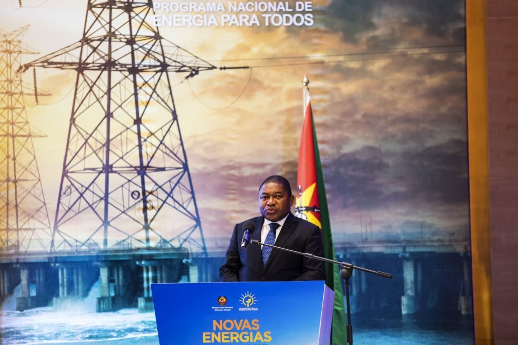 Moçambique renova contrato de fornecimento de energia ao Zimbabué