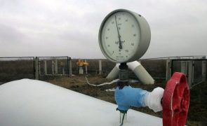 Países do G7 rejeitam exigência de pagamento do gás russo em rublos