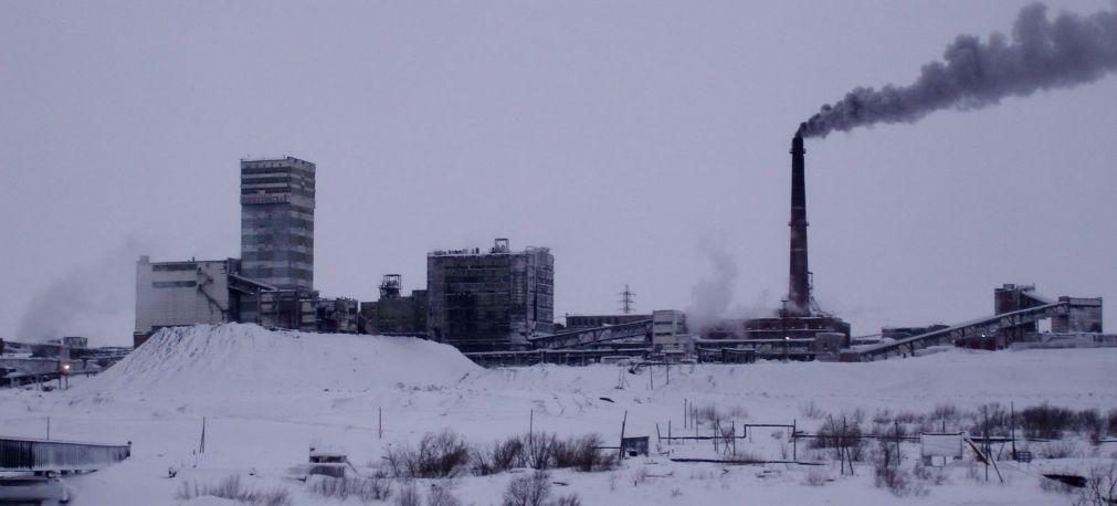 Ucrânia: Polónia vai deixar de comprar carvão russo e congelar ativos