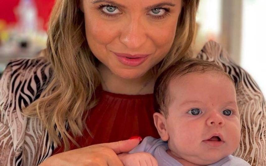 Andreia Filipe apanha susto com filho de 7 meses: 