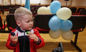 Ucrânia: Dois milhões de crianças fugiram do país devido à guerra - UNICEF