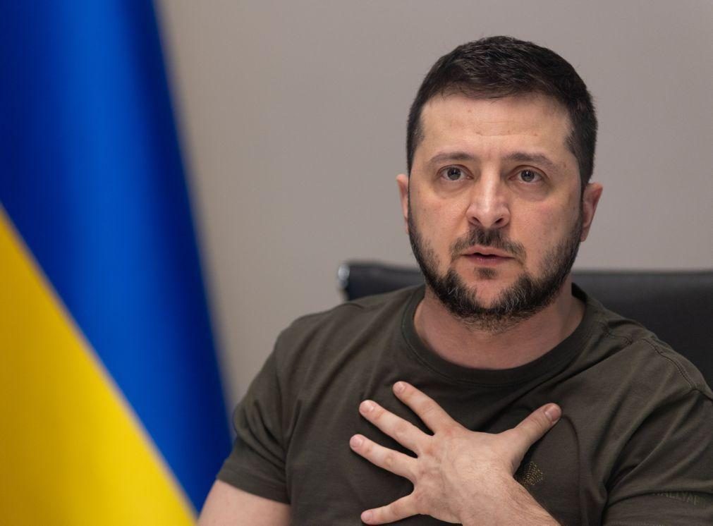 Ucrânia: Zelensky não acredita nas 