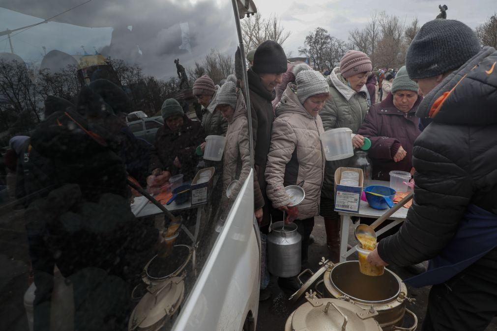 Ucrânia: Retirados 2.700 civis de Lugansk