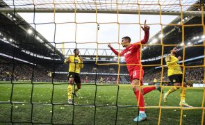 Dortmund goleado em casa pelo Leipzig atrasa-se na perseguição do Bayern Munique
