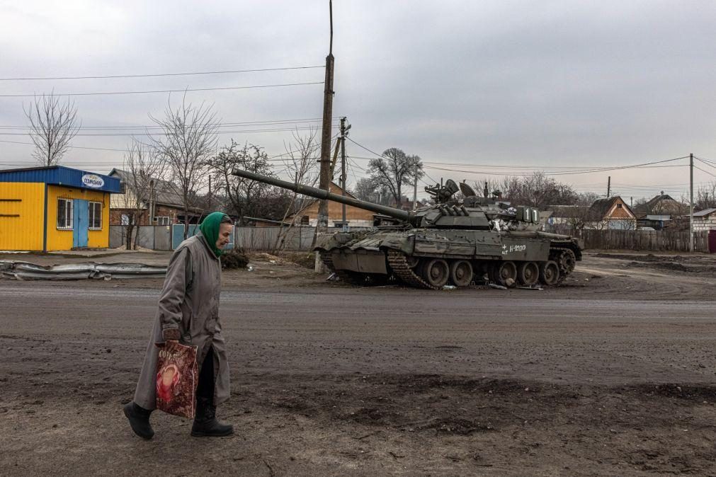 Ucrânia: Human Rights Watch denuncia crimes de guerra no país