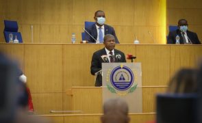 Presidente angolano vai ao Cunene inaugurar sistema de água e lançar pré-campanha do MPLA