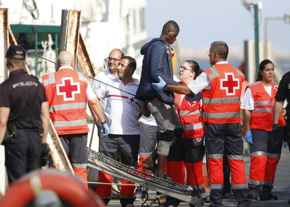 Espanha resgata quase 600 pessoas no Mediterrâneo em 24 horas