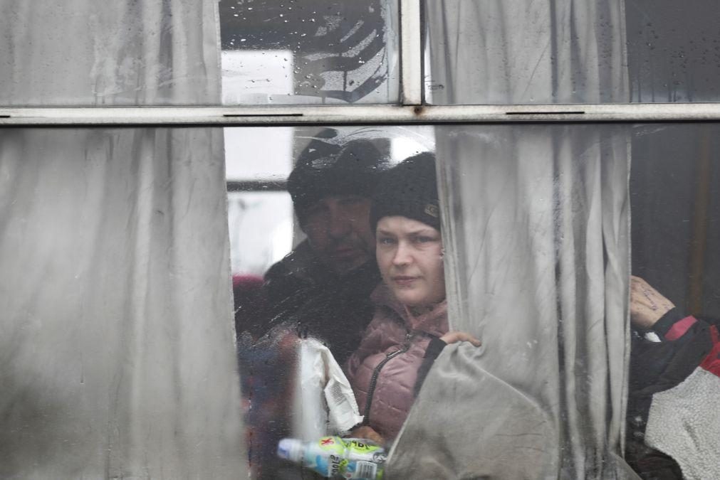 Ucrânia: Guerra já levou 4,21 milhões de ucranianos a fugir do país