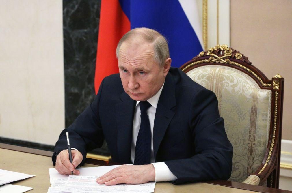 Adensam-se os rumores sobre o débil estado de saúde de Vladimir Putin
