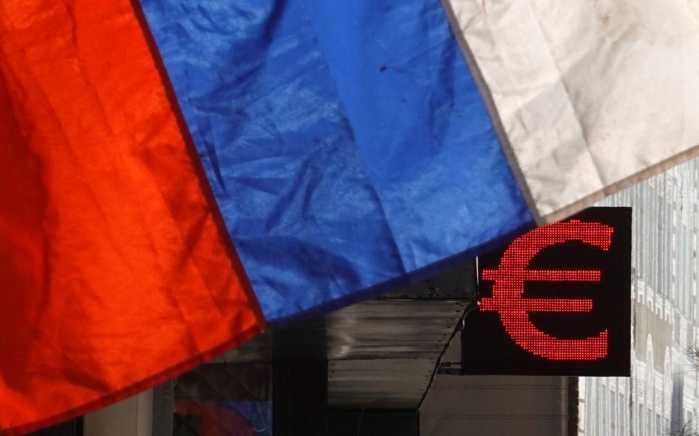 Ucrânia: Bancos russos Sberbank e Alfa Bank desvalorizam sanções