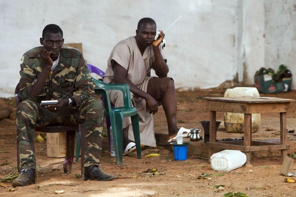 Governo da Guiné-Bissau encerra 79 rádios por falta de pagamento de licença de emissão
