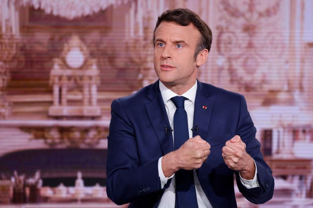 França/Eleições: Macron e Marine Le Pen lado a lado na primeira volta das presidenciais - sondagens