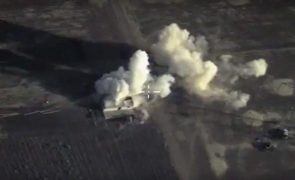 Forças russas intensificam bombardeamentos na Síria após redução em março