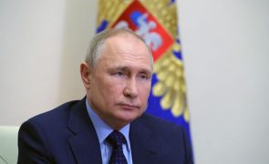 Ucrânia: Putin denuncia alegados massacres em Bucha como uma falsificação