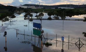 África do Sul decreta estado de calamidade em KwaZulu-Natal devido a inundações