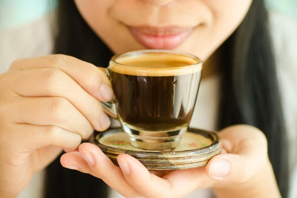 Dia Mundial do Café. Este é o número que pode beber por dia