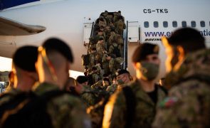 Ucrânia: Militares na Roménia com treino exigente e bem equipados