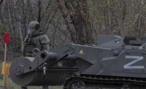 Ucrânia: Rússia realiza novo ataque contra fábrica de armamento em Kiev