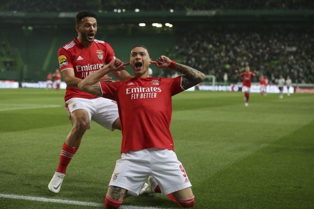 Benfica vence Sporting em Alvalade e FC Porto fica a 1 vitória do título