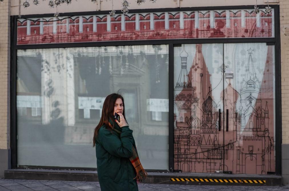 Ucrânia: Rússia diz que sanções podem afetar 200 mil empregos em Moscovo