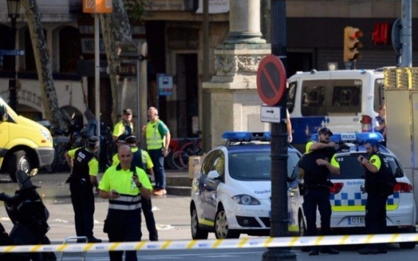 Alerta em Barcelona: Sagrada Família evacuada devido a ameaça de bomba