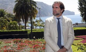 Albuquerque questiona se vale a pena a Madeira continuar integrada na República