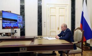 Putin saúda ensaio com sucesso do mais recente míssil balístico russo Sarmat