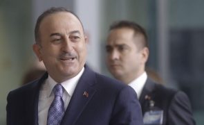Turquia acusa membros da NATO de quererem prolongar guerra na Ucrânia para debilitar Rússia