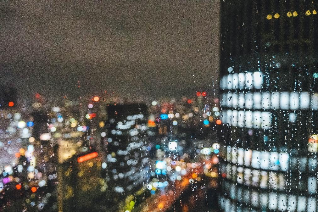 Mais frio, chuva e até neve nas terras altas nesta sexta-feira