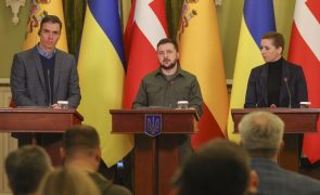 Ucrânia: Espanha anuncia envio de 200 toneladas de material militar