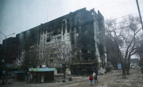 Ucrânia: Governo alemão promete 37 milhões de euros para reconstrução