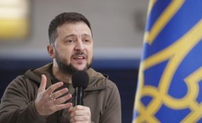 Ucrânia: Zelensky fala de esperança no domingo de Páscoa dos ortodoxos