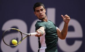 Espanhol Carlos Alcaraz entra no top-10 do 'ranking' ATP, João Sousa sobe dois lugares