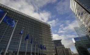 Bruxelas vê risco alto para sustentabilidade orçamental de Portugal no médio prazo