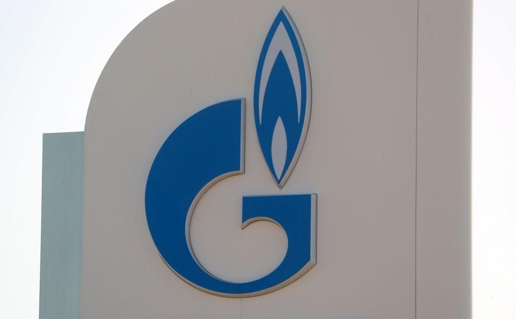 Grupo russo suspende entregas de gás na Polónia a partir de 4.ª feira
