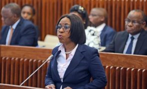 Procuradora-geral da República de Moçambique fala no parlamento sobre criminalidade no país