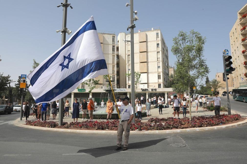 Israel assinala oficialmente genocídio de 6 milhões de judeus pelo nazismo