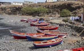 Cabo Verde vai remover barcos de pesca abandonados em todo o país